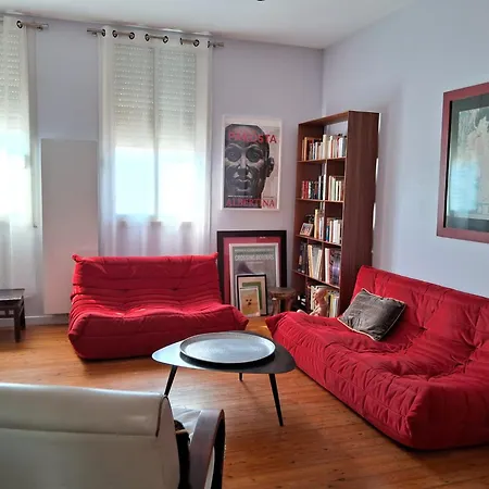 Apartamento Charmante Maison Avec Exterieur Paisible, Proche Centre Bordéus