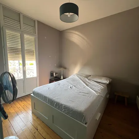 Charmante Maison Avec Exterieur Paisible, Proche Centre Apartamento Bordéus