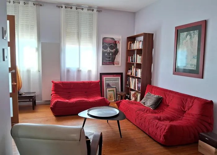Appartement Charmante Maison Avec Extérieur Paisible, Proche Centre Bordeaux
