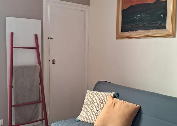 Charmante Maison Avec Exterieur Paisible, Proche Centre Lejlighed