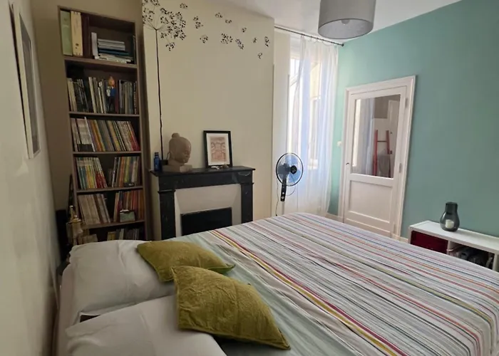 Charmante Maison Avec Exterieur Paisible, Proche Centre Appartement *